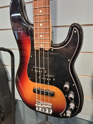 Fender American Elite P-Bass 2